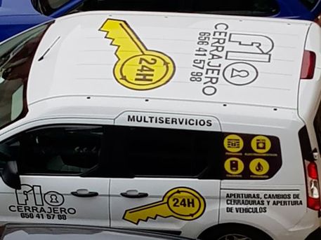 Automóvil en Donostia-San Sebastián